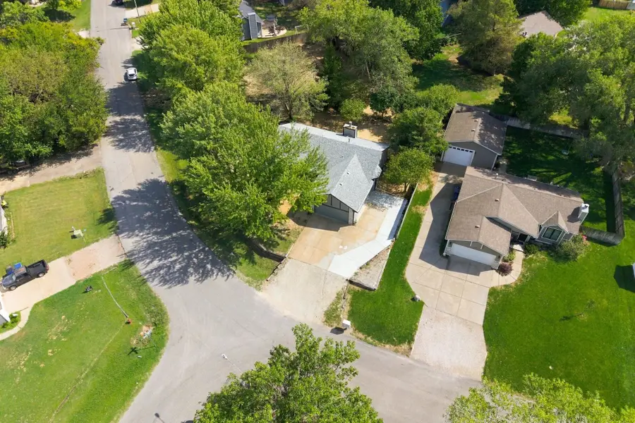 431 W White Tail St, Derby, KS 67037 - #2