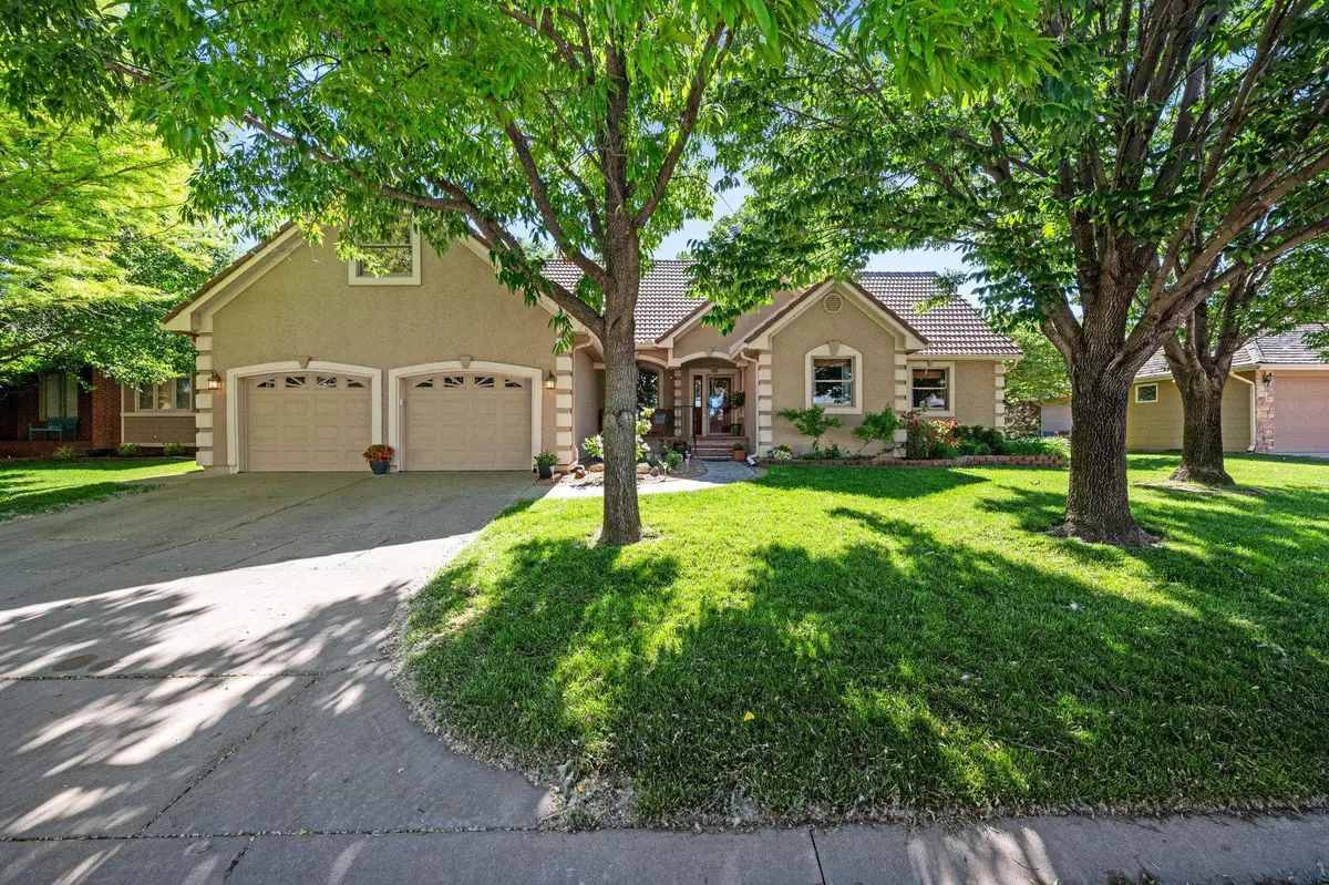 6907 W Garden Ridge Ct, Wichita, KS 67205 - #1