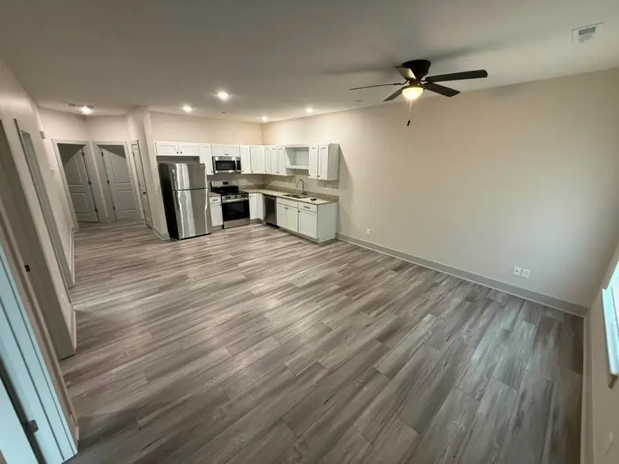 942 N Glendale St, Wichita, KS 67208 - #2