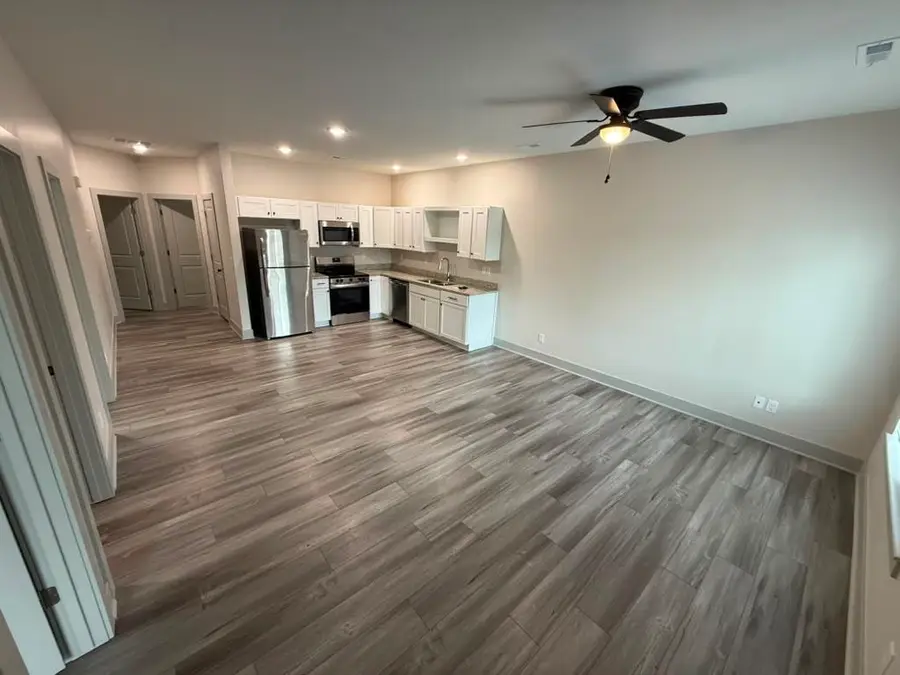 942 N Glendale St, Wichita, KS 67208 - #3