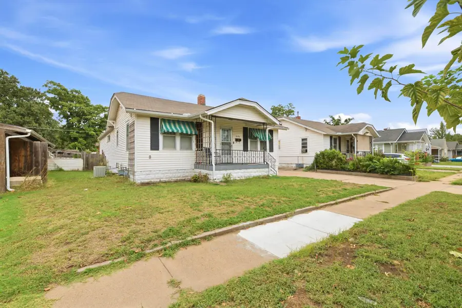 1010 S Dodge St, Wichita, KS 67213 - #2