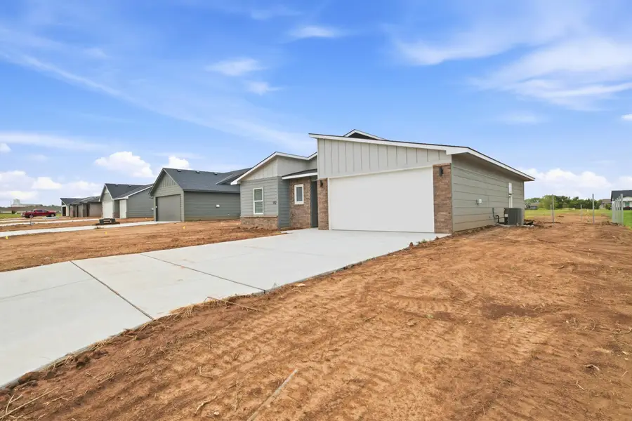 192 Tomahawk St, Clearwater, KS 67026 - #3