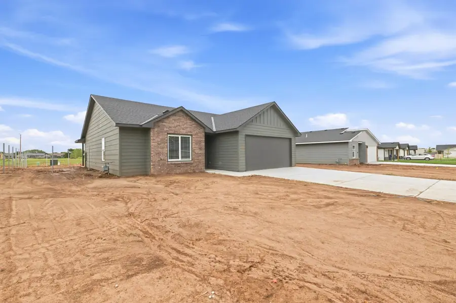 198 Tomahawk St, Clearwater, KS 67026 - #2