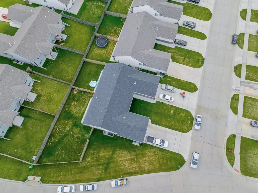 5286-5288 E Cypress St, Bel Aire, KS 67226 - #2