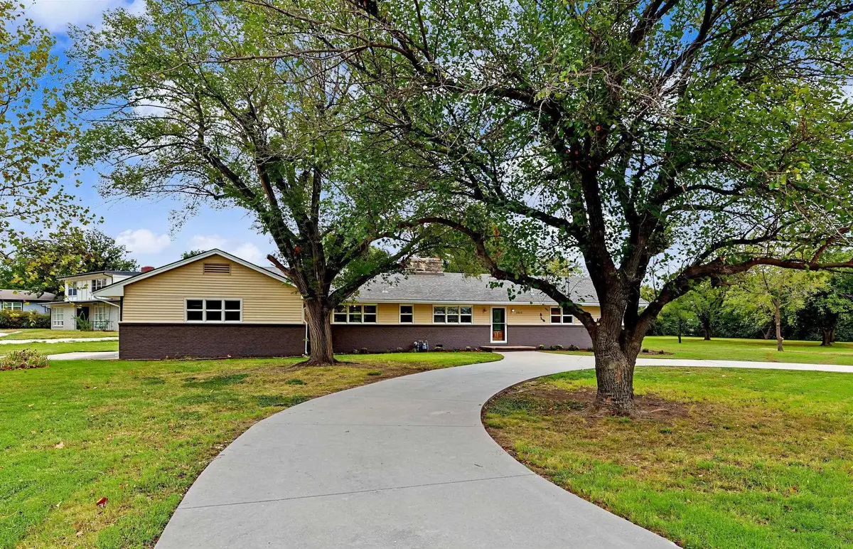 3900 N Harding, Bel Aire, KS 67220 - #1