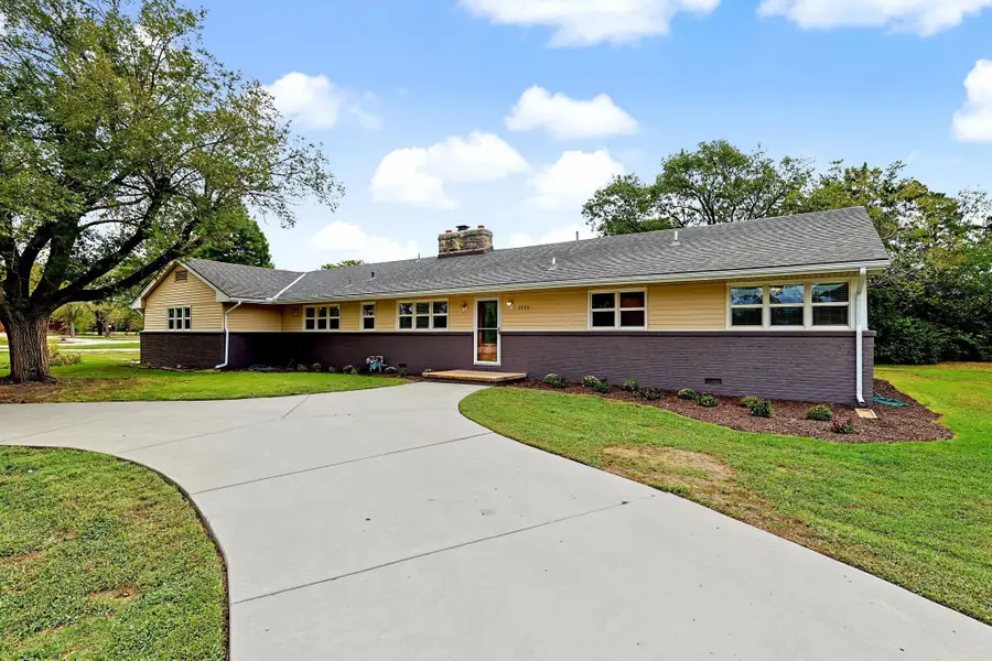 3900 N Harding, Bel Aire, KS 67220 - #2