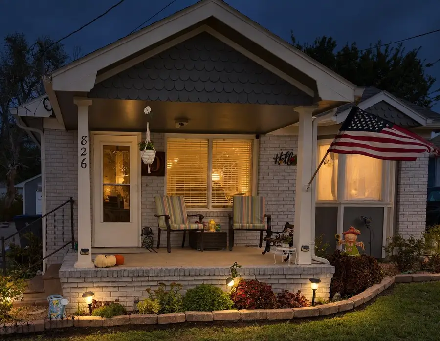 826 Old Main St, Newton, KS 67114-4328 - #2