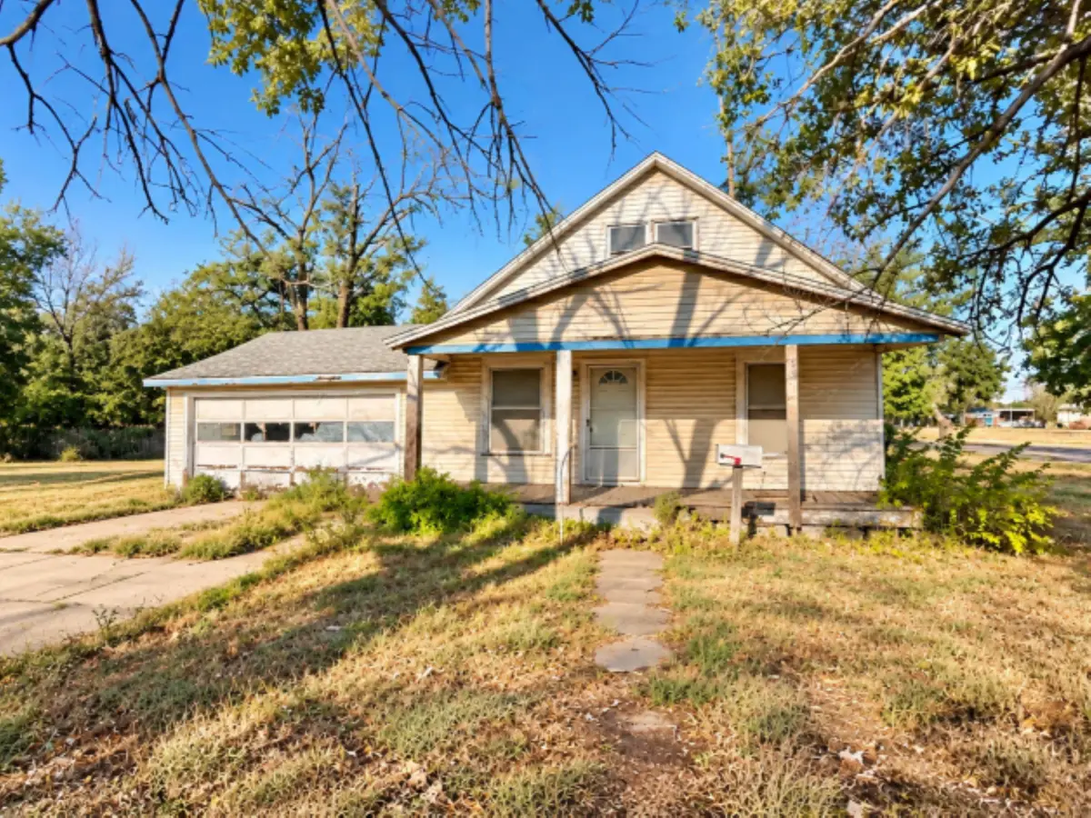 1901 S Silver, Wichita, KS 67213 - #1