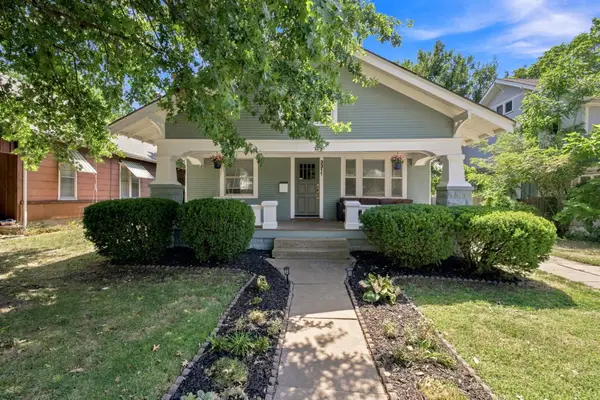 3211 Chatfield Pl, Wichita, KS 67208