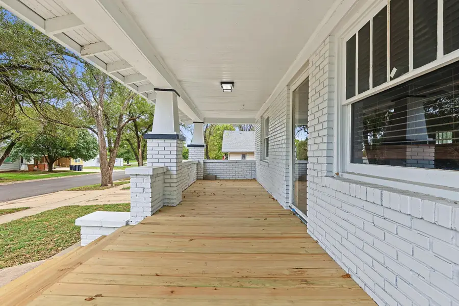 703 S Star St, El Dorado, KS 67042 - #3