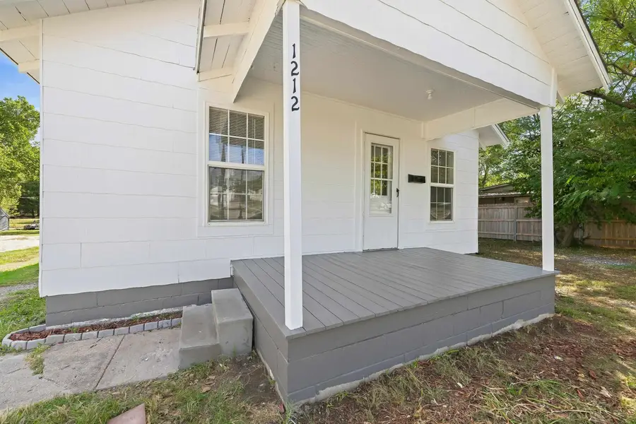 1212 N Ohio, Augusta, KS 67010 - #3