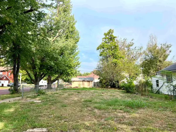 328 N 5th, Arkansas City, KS 67005