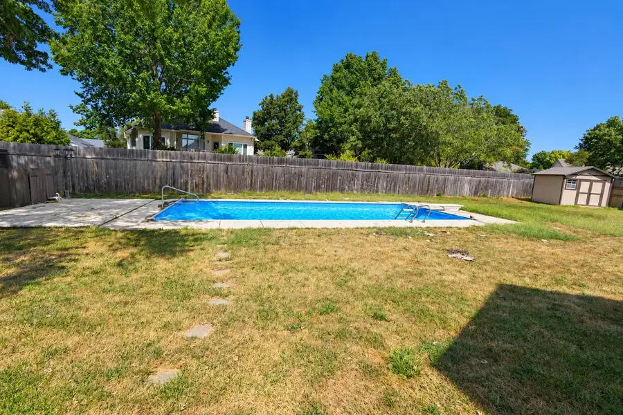 134 N Karren Ct, Wichita, KS 67212 - #3