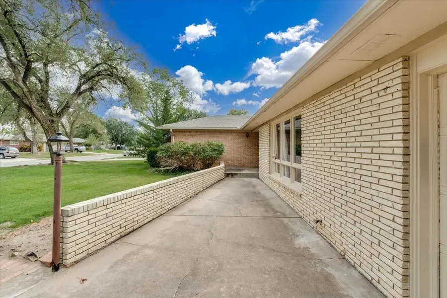 1617 W Womer Dr, Wichita, KS 67230-3 - #3