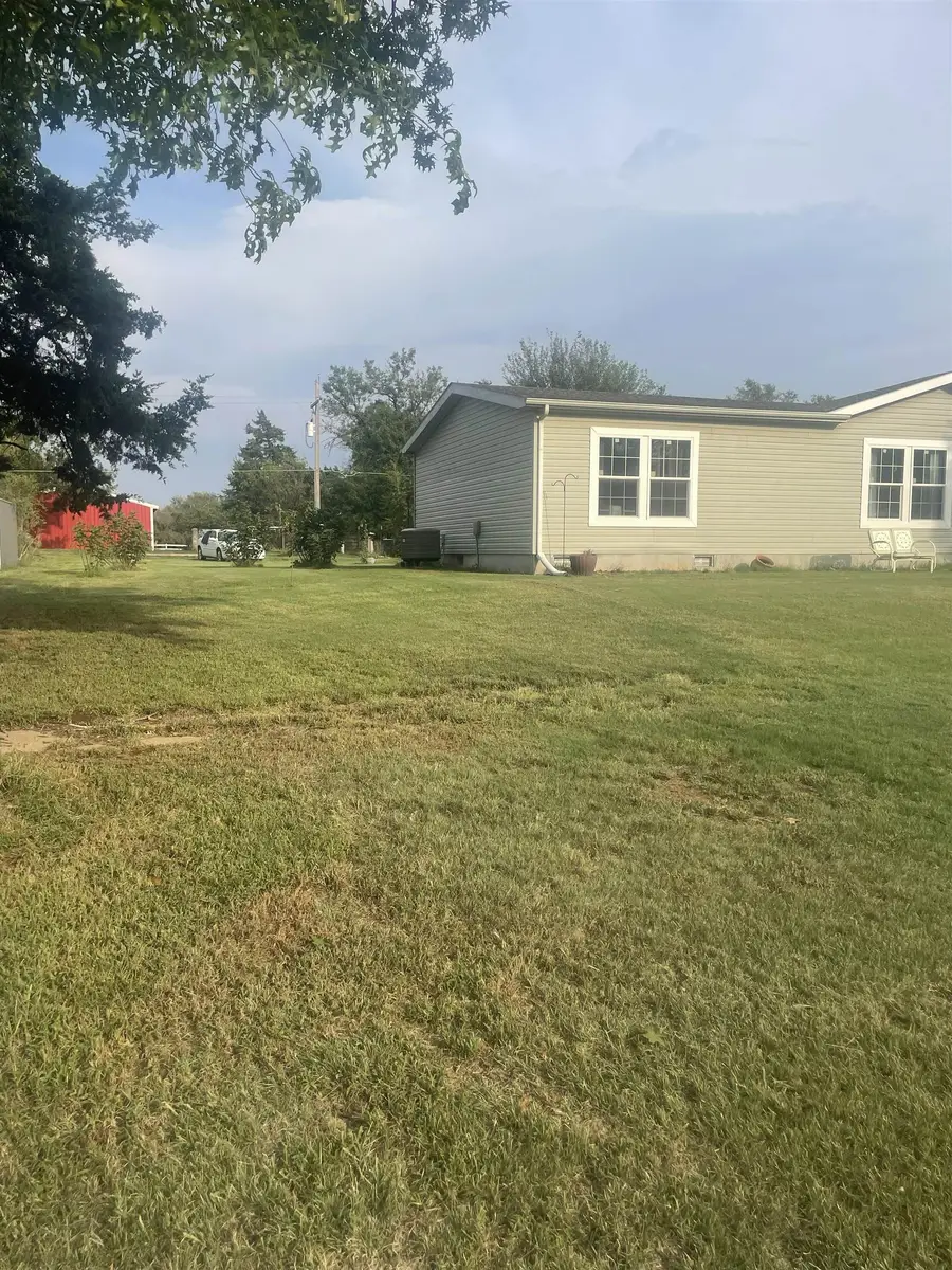 525 S Lincoln, Anthony, KS 67003 - #2