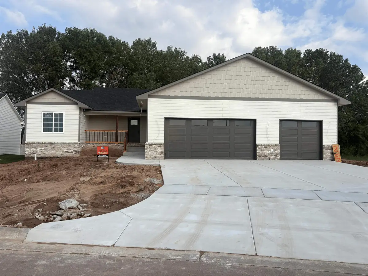 207 W Cherry Oaks, Cheney, KS 67025 - #1