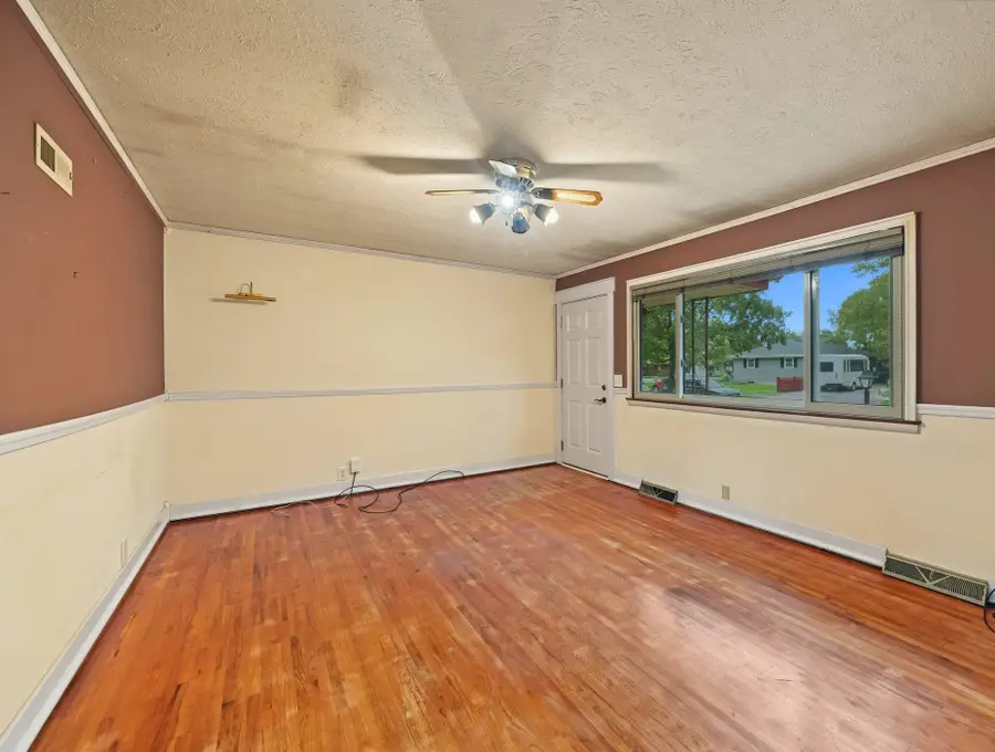 2424 Drake Place, Salina, KS 67401 - #2