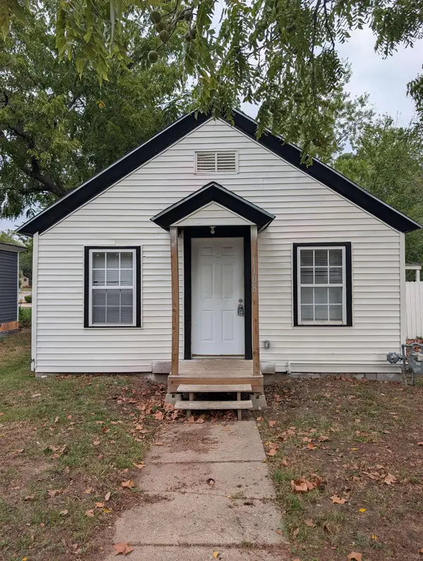 1108 Ellet St, El Dorado, KS 67042