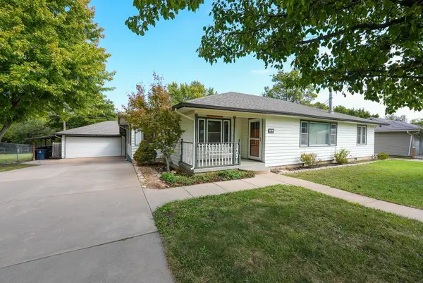 702 W 10th Ave, El Dorado, KS 67042