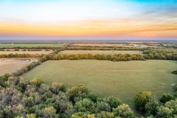 00000 SW Tawakoni, Towanda, KS 67144
