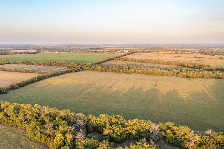00000 SW Tawakoni, Towanda, KS 67144 - #2