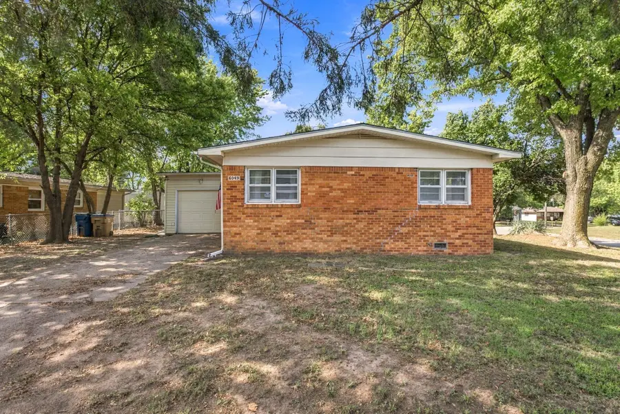 6049 N East Park View St, Park City, KS 67219 - #2