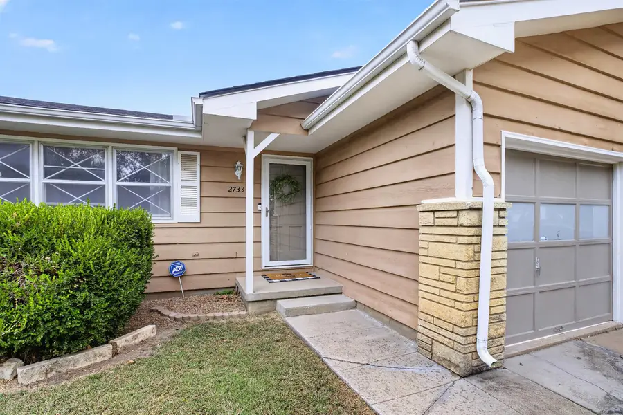 2733 N Dellrose Ave, Wichita, KS 67220 - #2