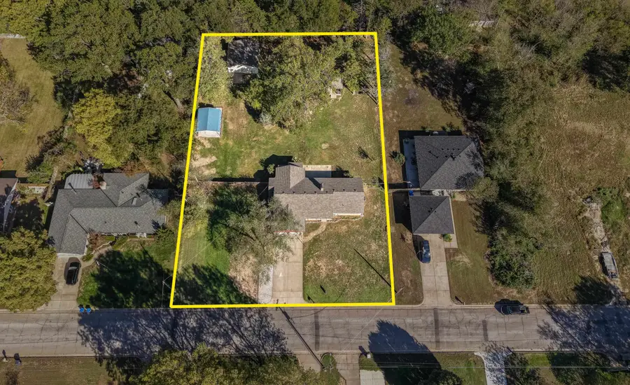 1236 N Gow Ave, Wichita, KS 67203 - #3
