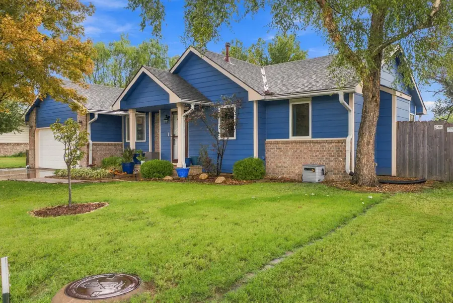 1514 E Mona St, Wichita, KS 67216 - #3