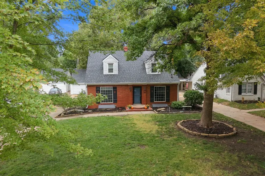 115 N Ridgewood Drive, Wichita, KS 67208 - #3