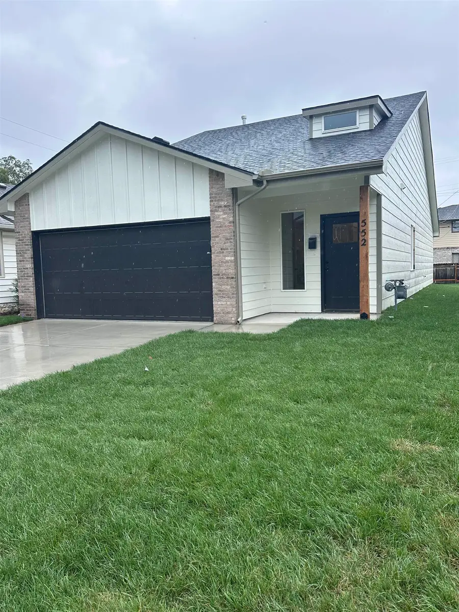 552 N Dellrose Ave, Wichita, KS 67208 - #2