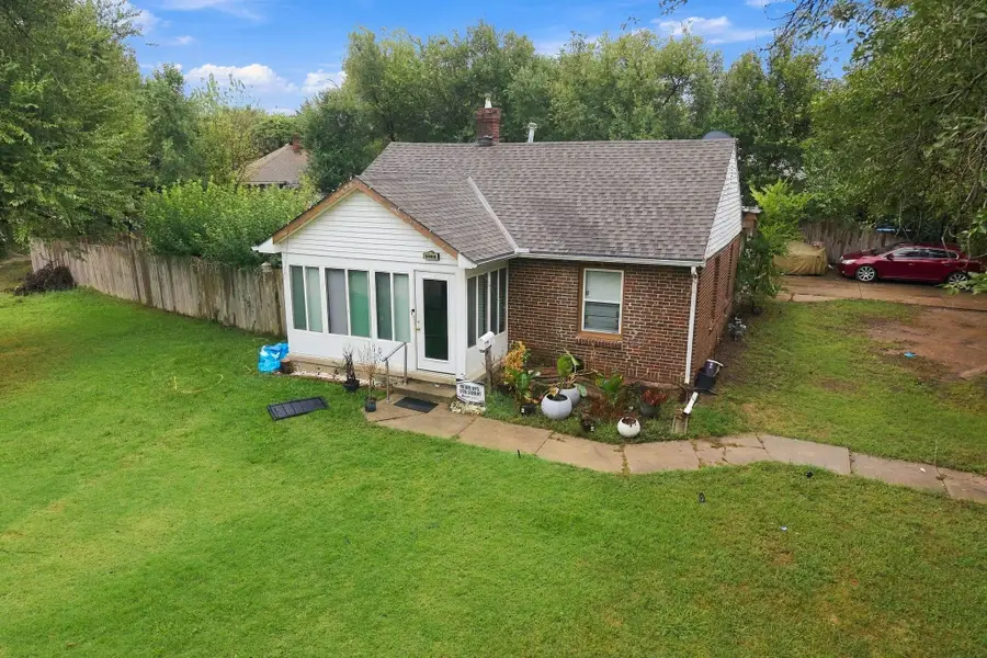 2905 E Stadium Dr, Wichita, KS 67214 - #3