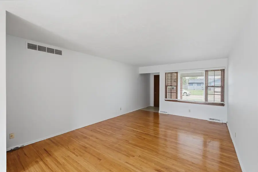 8105 E Clay St, Wichita, KS 67207 - #3