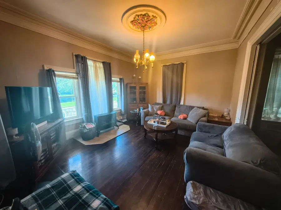 526 W Iron Ave, Salina, KS 67401 - #3