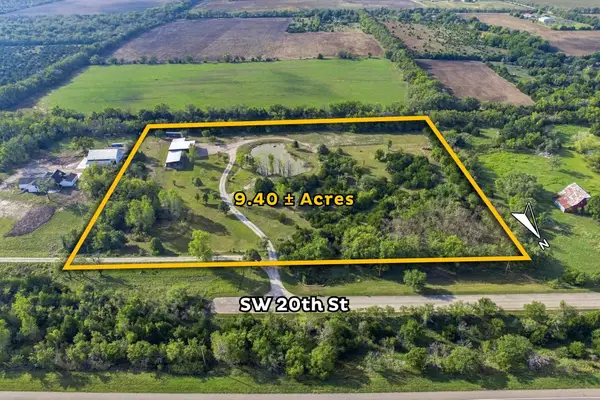 12621 SW 20th St, Benton, KS 67017
