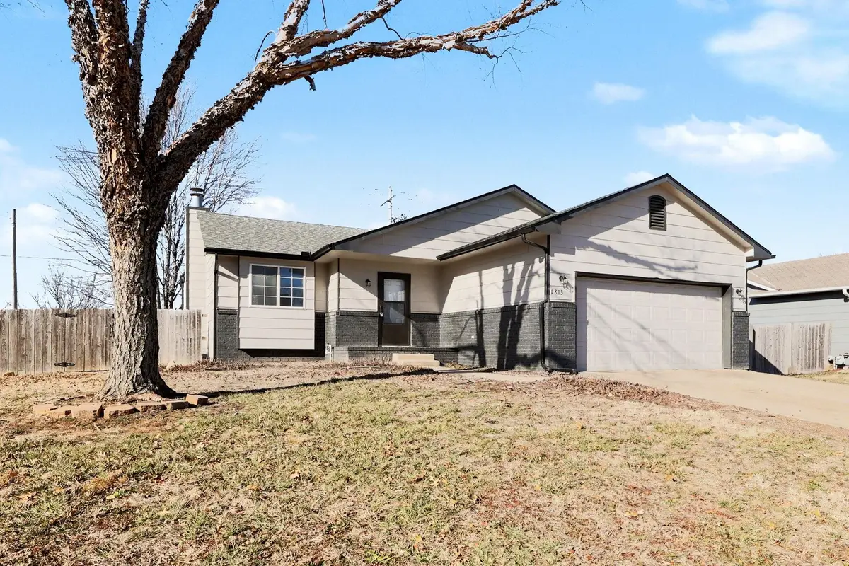 1813 N Pine Grove St, Wichita, KS 67212 - #1