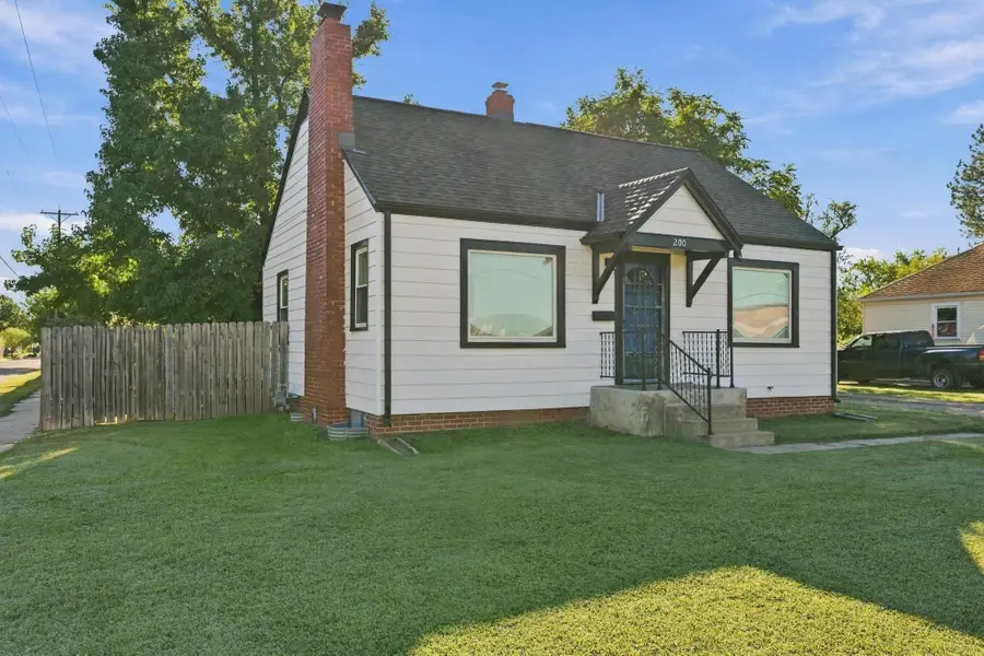 200 S Sheridan Ave, Wichita, KS 67213 - #2