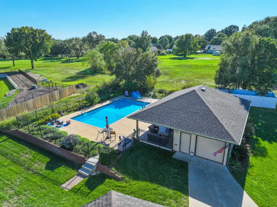 1325 Prairie View Rd, El Dorado, KS 67042 - #3
