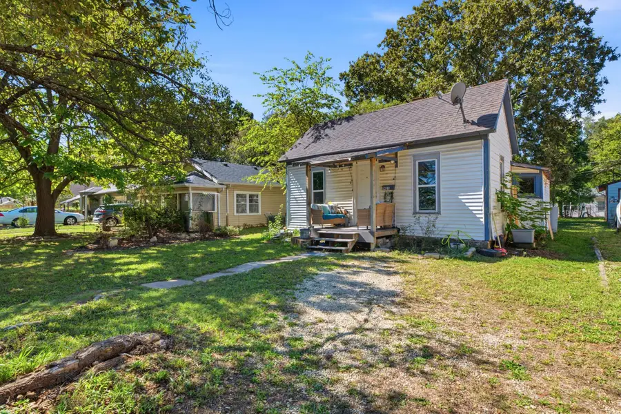1425 Dearborn, Augusta, KS 67010 - #2