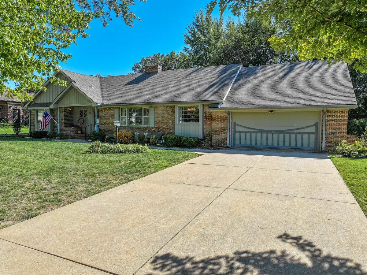 719 E Post Rd, El Dorado, KS 67042 - #1