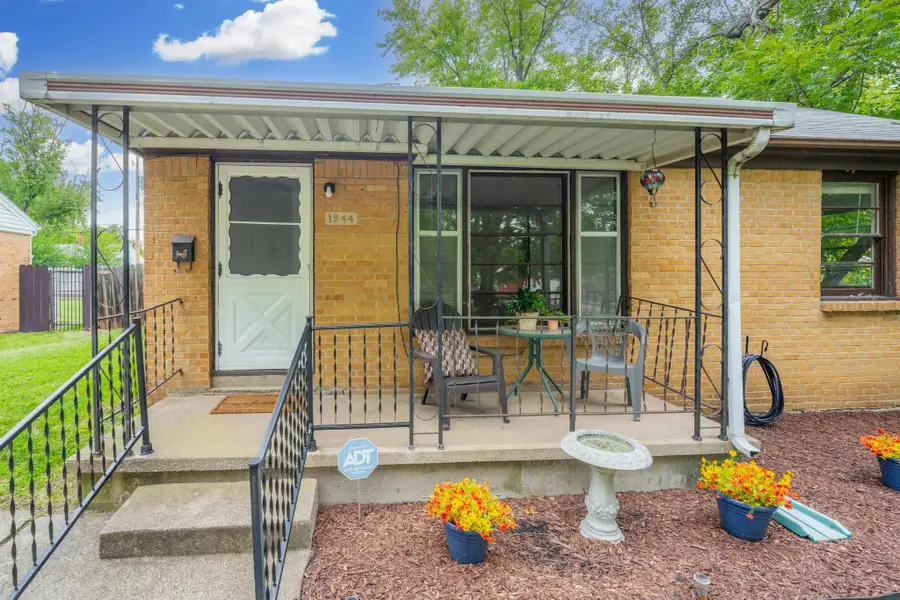 1944 S Parkwood Ln, Wichita, KS 67218 - #2