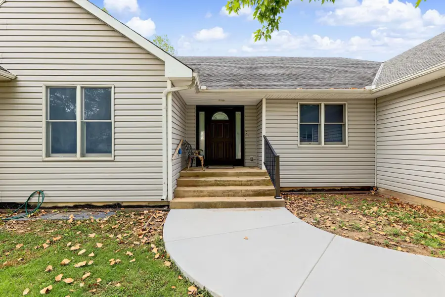 227 W Pineview Dr, Andover, KS 67002 - #3
