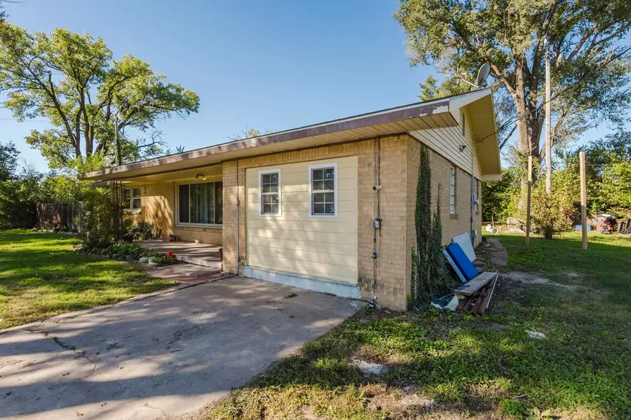 4519 S Hydraulic St., Wichita, KS 67216 - #3