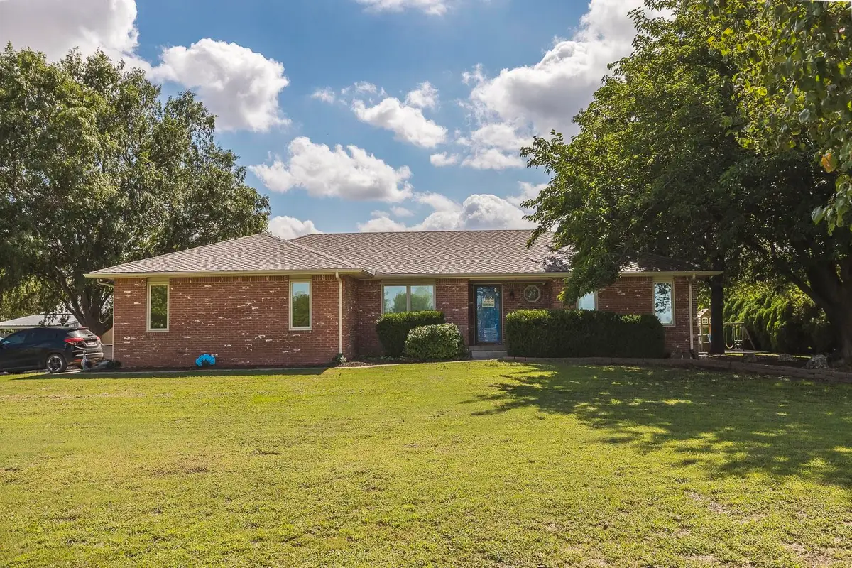 11201 W 31st, Wichita, KS 67215 - #1