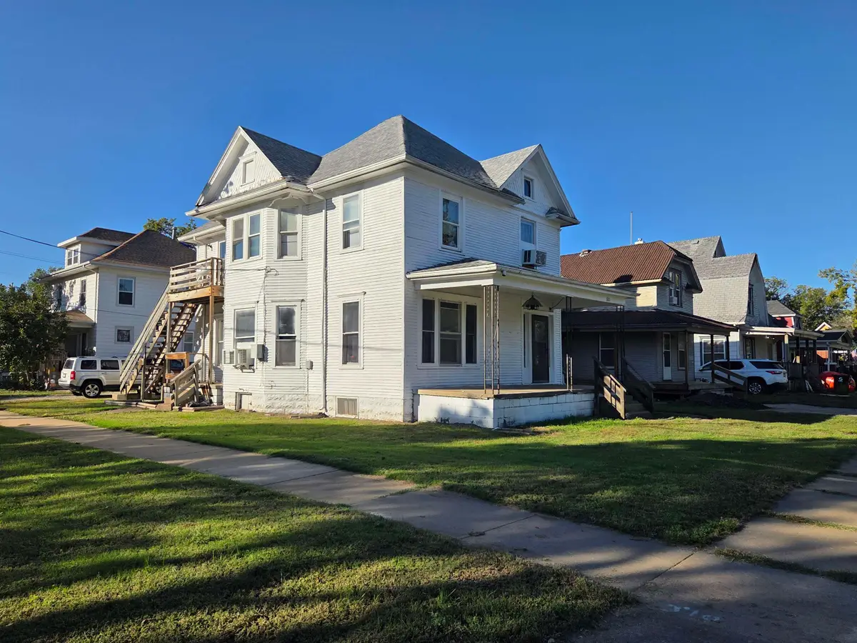 601 W Iron Ave, Salina, KS 67401 - #1