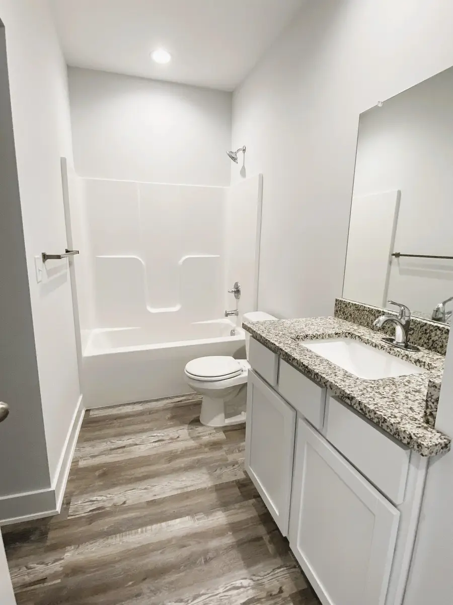 5472-5474 E Colburn, Bel Aire, KS 67220-3007 - #3