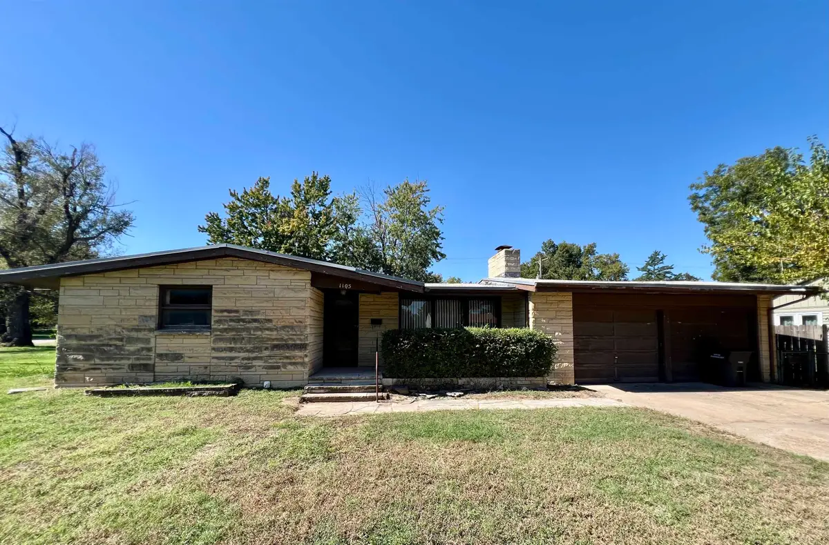 1105 N 7th, Arkansas City, KS 67005 - #1
