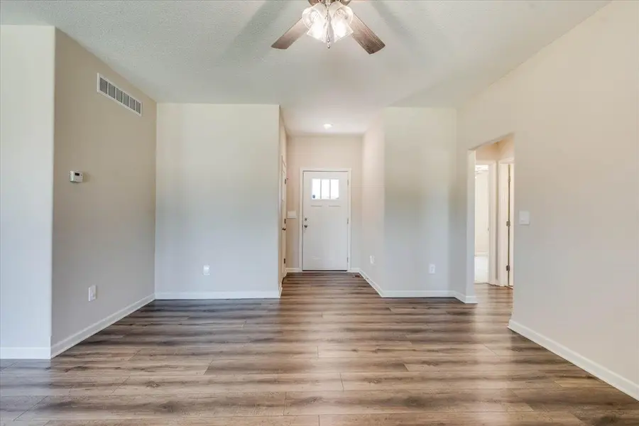 224 E Ripley Ct, Derby, KS 67037 - #3
