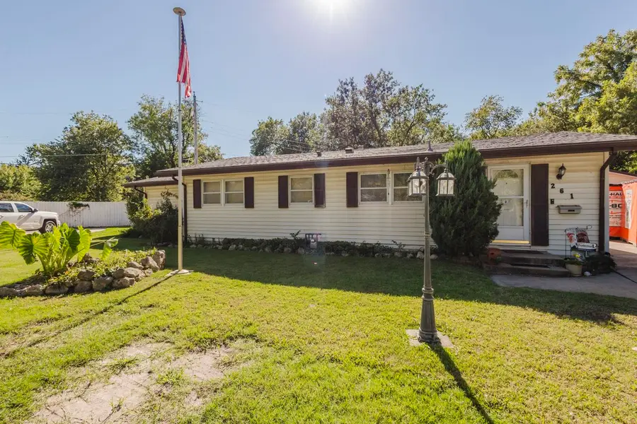 261 S Wayne, Haysville, KS 67060 - #2