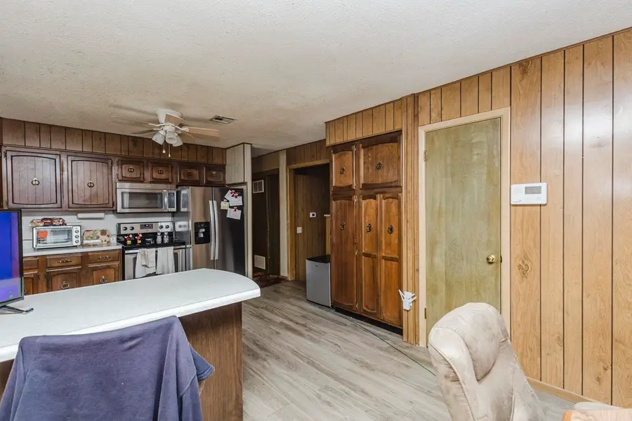 261 S Wayne, Haysville, KS 67060 - #3